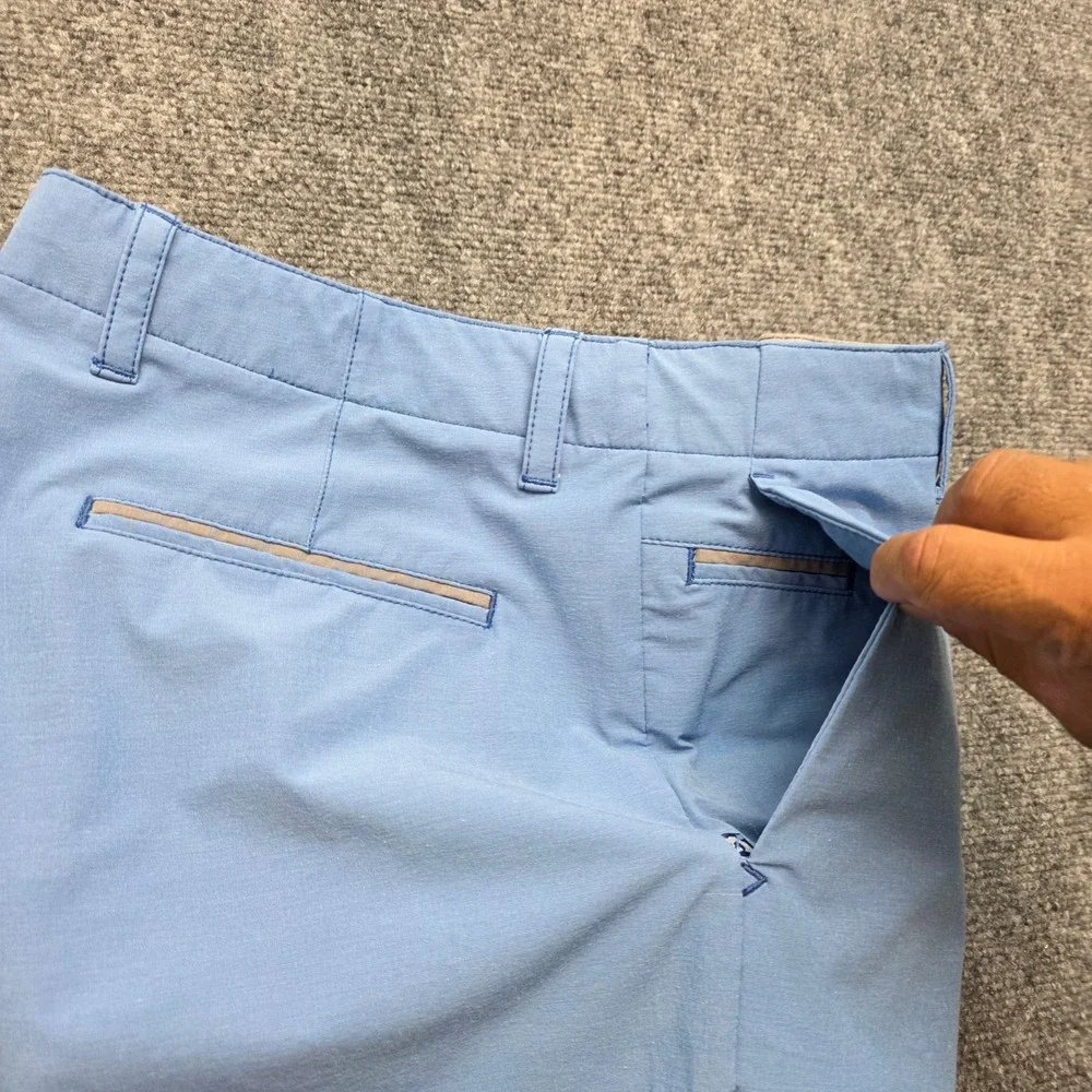 Tommy Bahama Boracay Shorts Men's 32 Light Blue Cotton Stretch Flat Front Chino